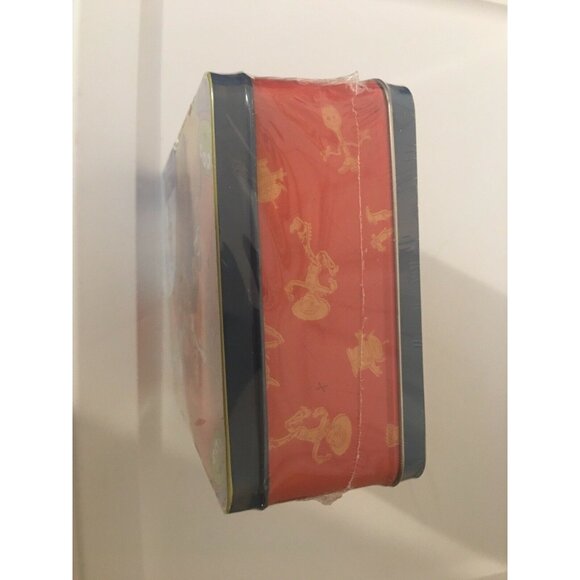 New Disney Toy Story Four‎ 7 7/8" Tin Lunch Box with 48 Piece Puzzle-Sealed - Picture 5 of 6